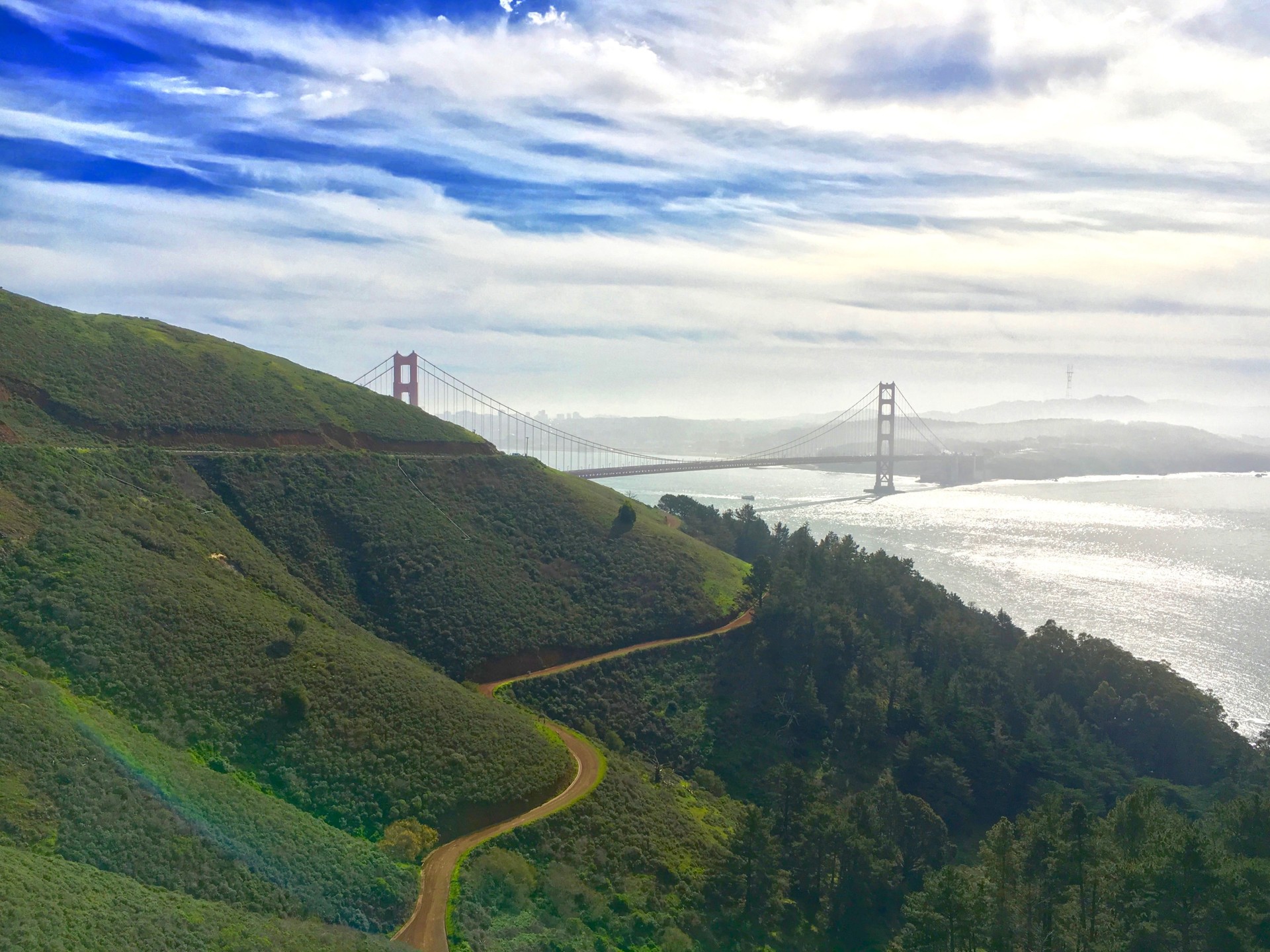 The Golden Gate Bridge in Sunshine